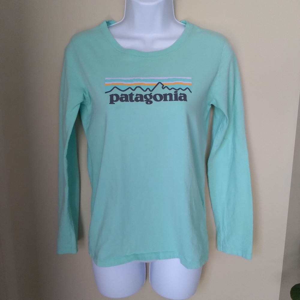 Patagonia spellout long sleeve shirt 100% organic cotton
